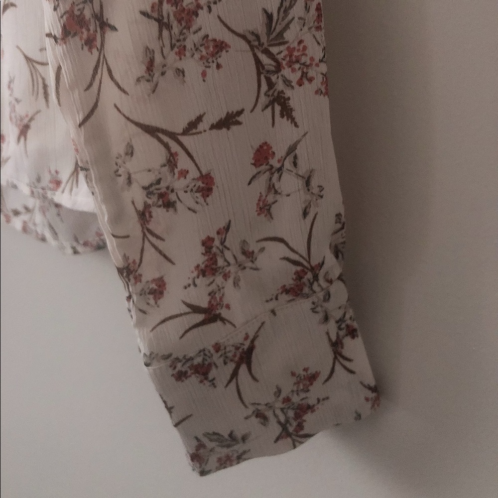 VICI RUFFLED BLOUSE - Picture 4 of 6